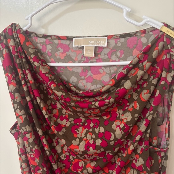 Michael Kors floral Sleeveless Top with gold hardware- Red and Brown size S - Picture 3 of 9